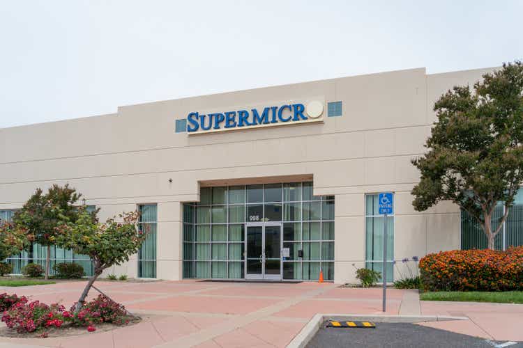 Super Micro CEO addresses financial delay, short vendor comments in new letter